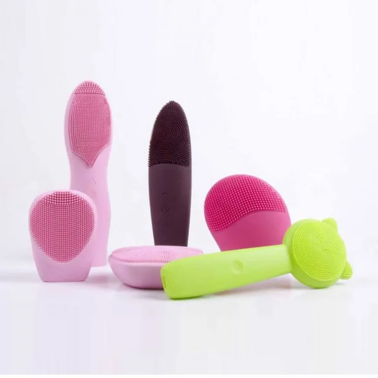 Manchon en silicone nettoyant pour le visage